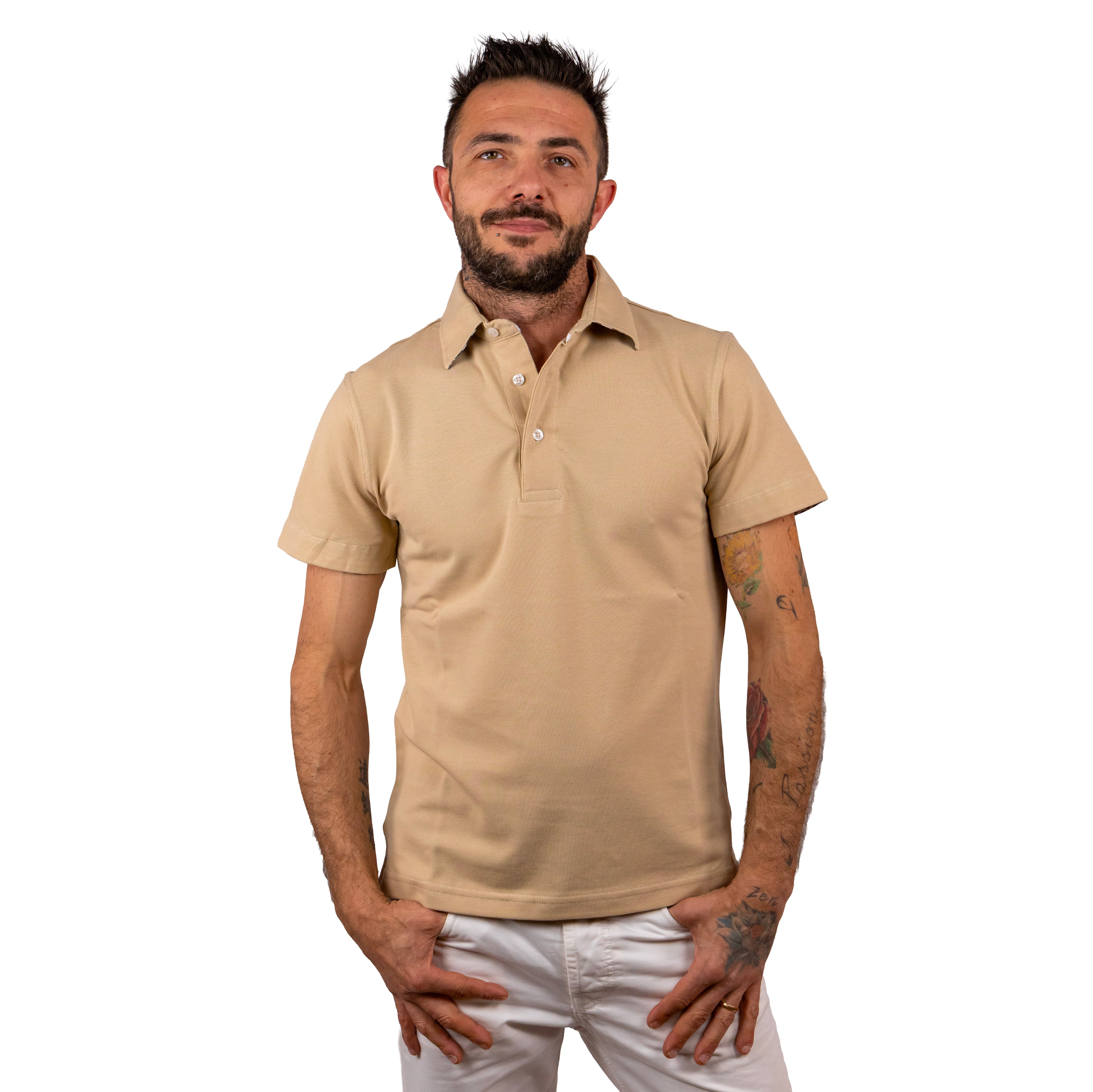 Maglia elasticizzata con collo a camicia